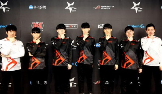 ESPN最新LOL战队排行榜：GRF第一稳如泰山，前十名LPL占半数！